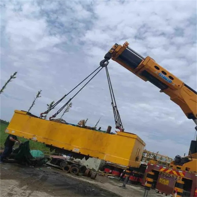 市中随车吊吊集装箱怎么吊